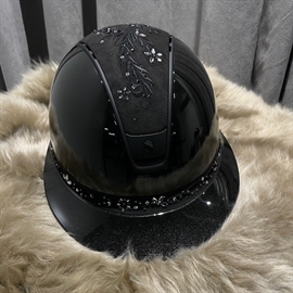 Samshield Miss Shield 2.0 Glossy Black w. Flower Sw. Jew./Matt Blk. - Ridehjelm 